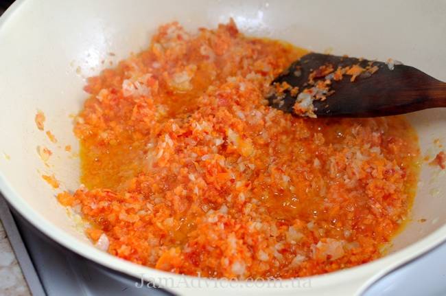 Классический рецепт Рататуя: Добавьте морковь и болгарский перец