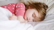 Сучасні рекомендації на тему: скільки має спати дитина