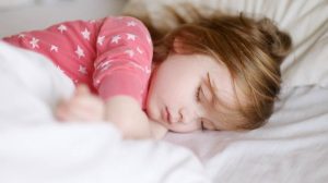 Сучасні рекомендації на тему: скільки має спати дитина