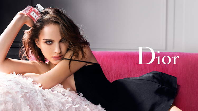 Натали Портман в новой рекламе духов Miss Dior Absolutely Blooming