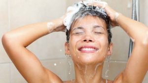 Как правильно мыть голову: 10 ошибок личной гигиены