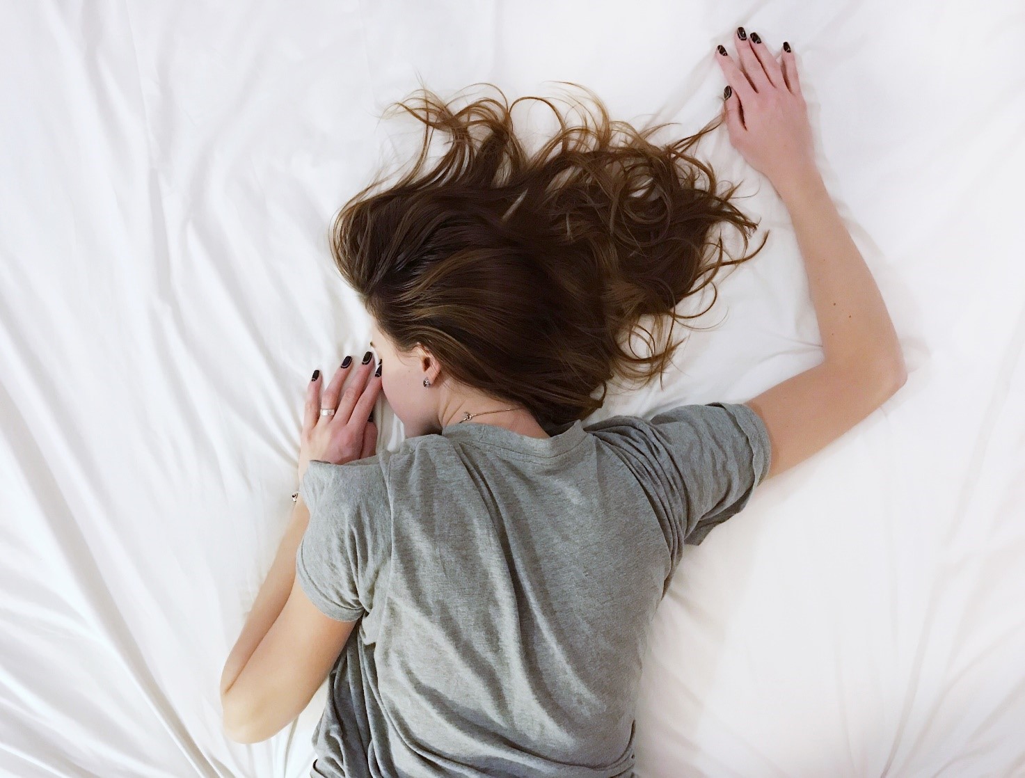 Влияет ли постельное белье на сон? Критерии выбора постельного белья