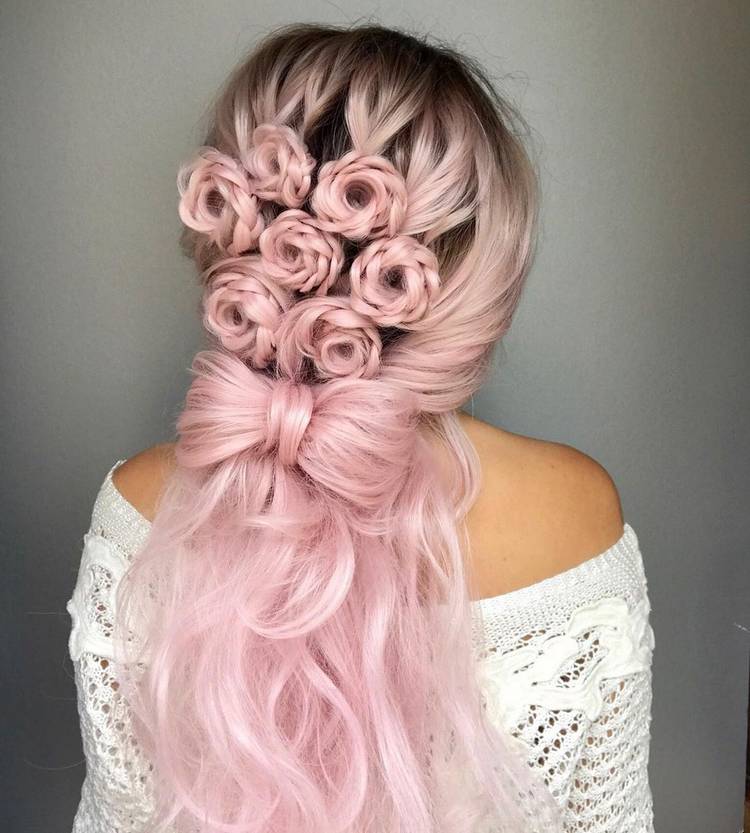 Свадебная прическа с цветами из волос