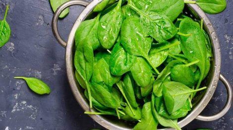 5 корисних рецептів зі шпинату