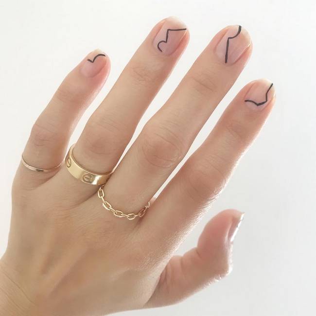 Дизайн ногтей в стиле минимализм
