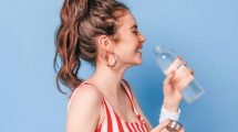 Чому воду не можна замінити іншими напоями?