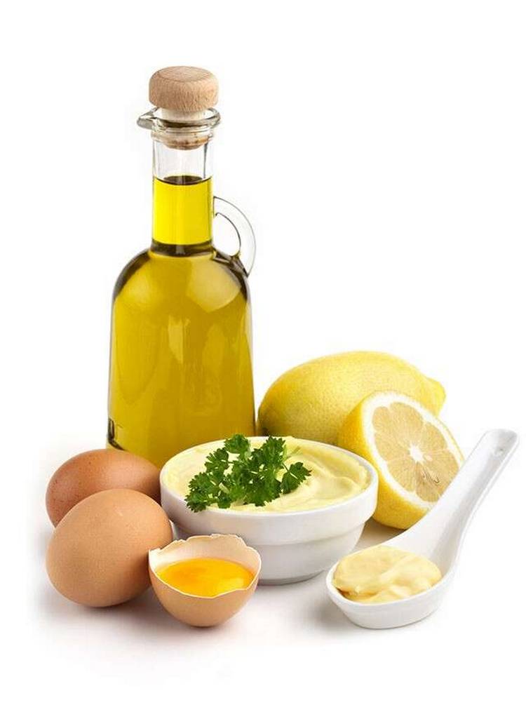 Рецепт маски для волос из яиц, оливкового масла и лимона