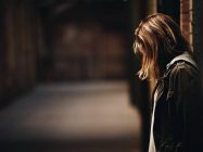 Низкая самооценка: причины и следствия
