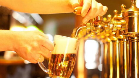 Розливне пиво у Кривому Розі: У чому перевага розливного пива перед іншими видами