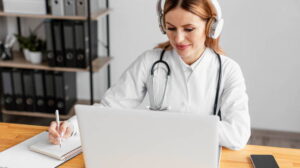 Медичні консультації онлайн: у чому їх перевага?