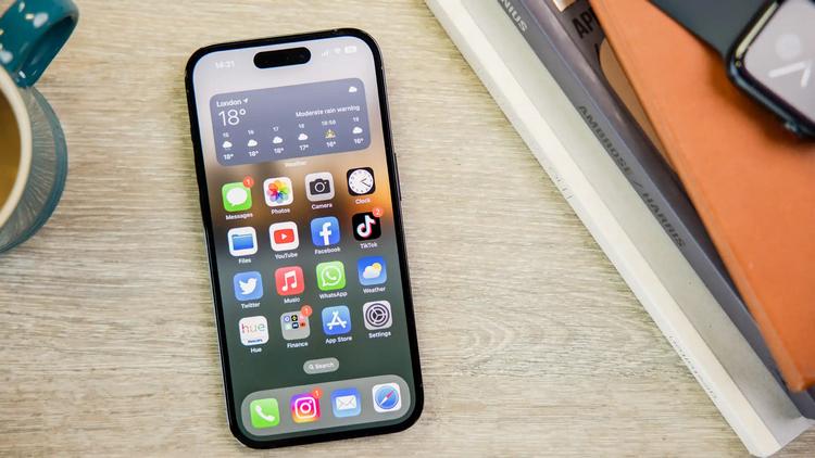 Топ-10 необхідних аксесуарів для iPhone 14 Pro б/в