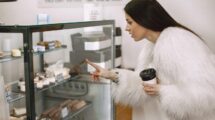 Особенности выбора холодильной витрины