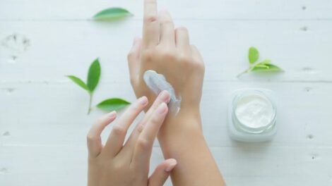 Крем для рук: як вибрати найкращий продукт для зволоження та живлення